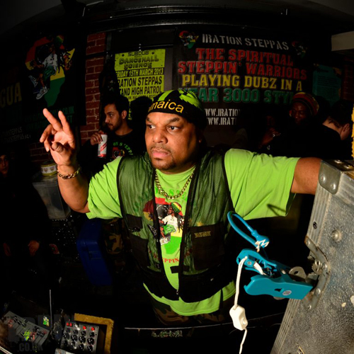 ATABAL DUB CLUB : ECHO PHONICS MEETS IRATION STEPPAS – SAMEDI 22 NOVEMBRE
